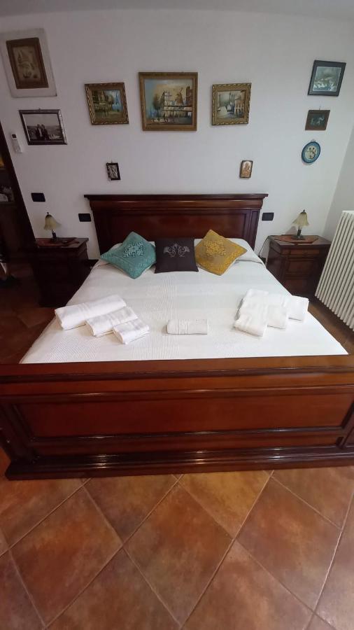 אורוסיי Appartamento In Zona Residenziale מראה חיצוני תמונה
