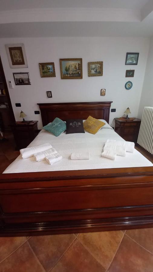 אורוסיי Appartamento In Zona Residenziale מראה חיצוני תמונה