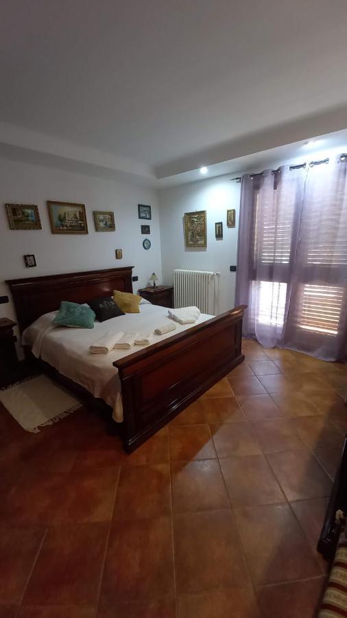 אורוסיי Appartamento In Zona Residenziale מראה חיצוני תמונה