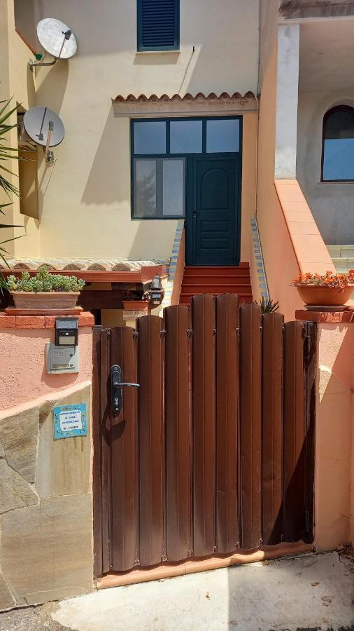 אורוסיי Appartamento In Zona Residenziale מראה חיצוני תמונה
