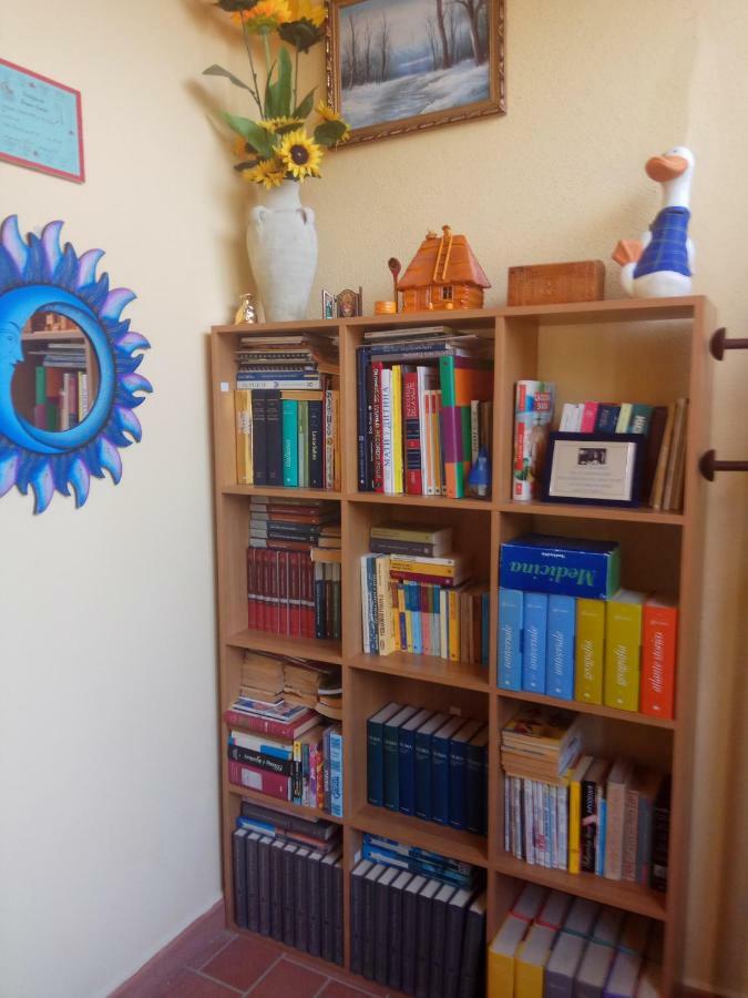אורוסיי Appartamento In Zona Residenziale מראה חיצוני תמונה